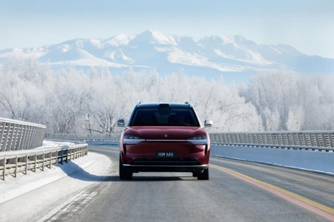 安全是最大的豪华赛力斯智能安全守护用户春节出游