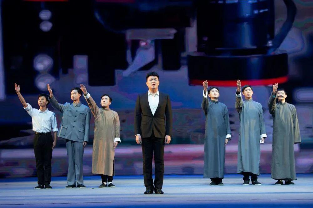 方舱式模块化防汛抗洪快速挡水系统(图1)